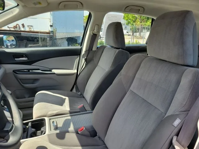 2014 Honda CR-V LX photo 9