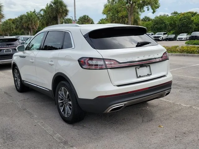 2023 Lincoln Nautilus Standard photo 4