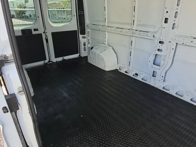 2023 RAM ProMaster 2500 High Roof photo 9