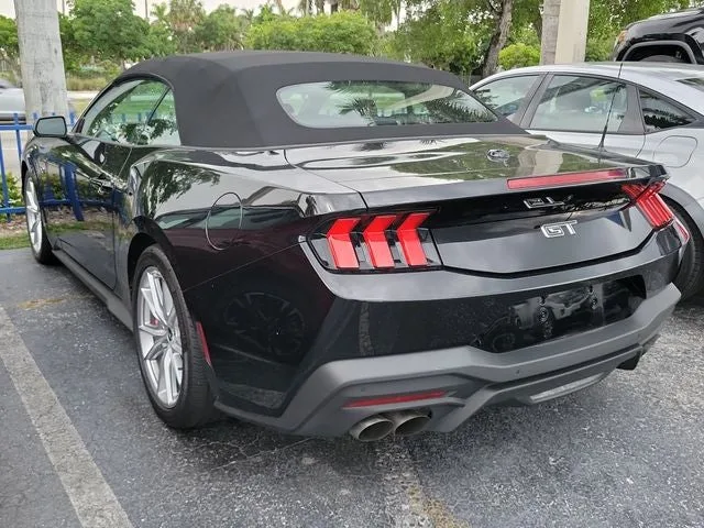2024 Ford Mustang GT Premium photo 4