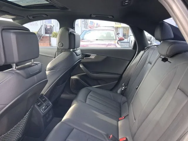 2018 Audi A4 2.0T ultra Premium Plus photo 6