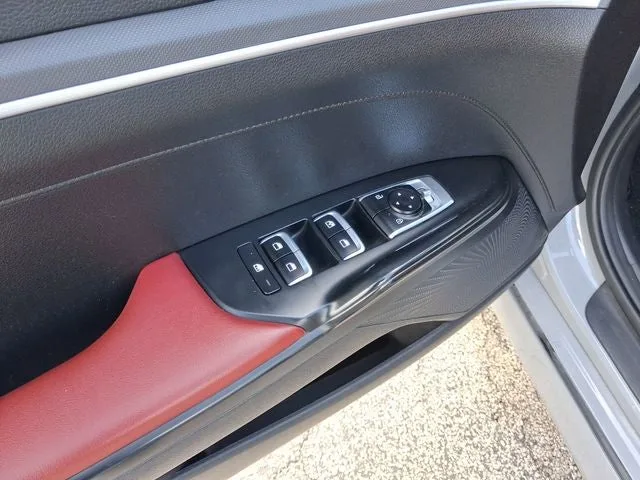 2023 Kia K5 GT-Line photo 14