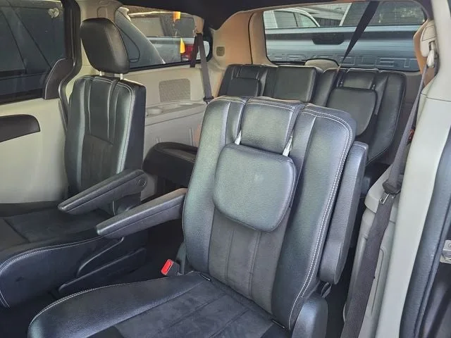 2020 Dodge Grand Caravan SXT photo 12
