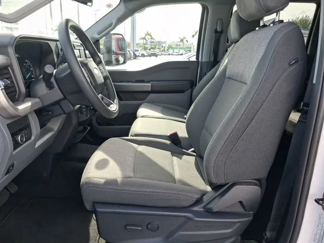 2026 Ford F-250SD XLT photo 12