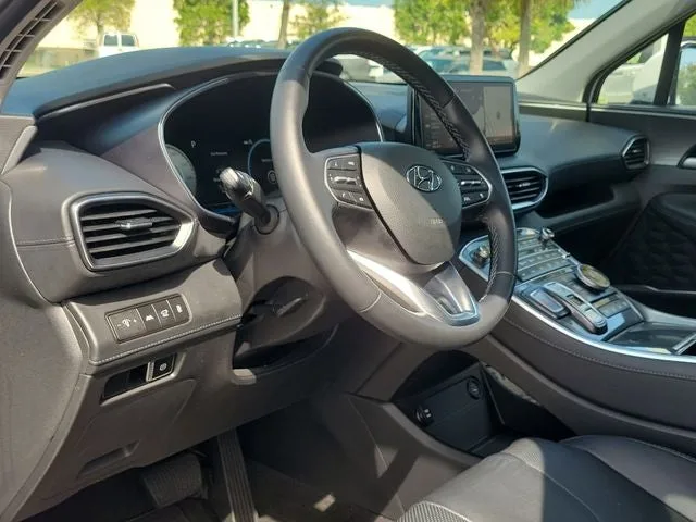 2023 Hyundai Santa Fe Limited photo 10