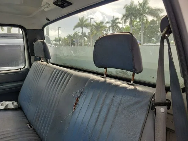 1993 Ford F-350 Custom photo 10