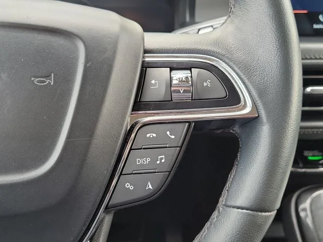 2023 Lincoln Nautilus Standard photo 21
