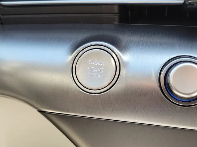 2025 Hyundai Kona SEL photo 21