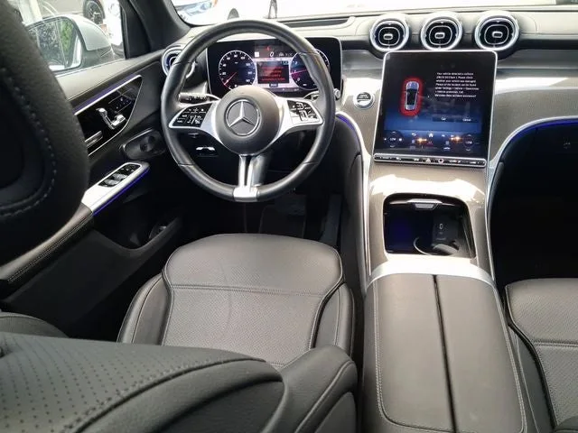2023 Mercedes-Benz GLC GLC 300 4MATIC® photo 8