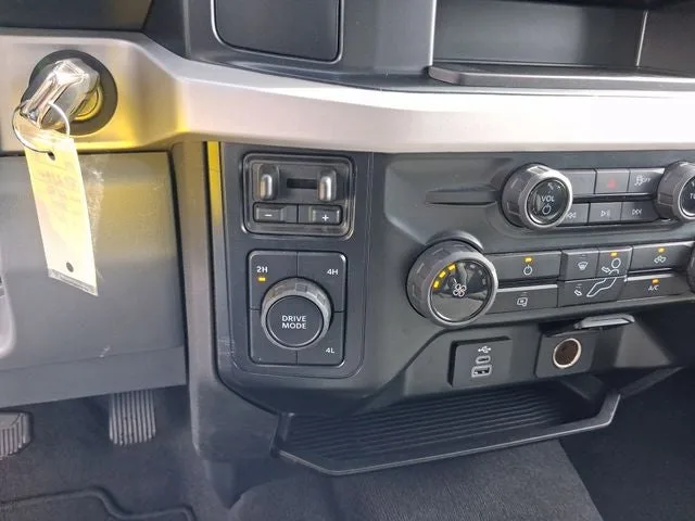 2026 Ford F-250SD XLT photo 20