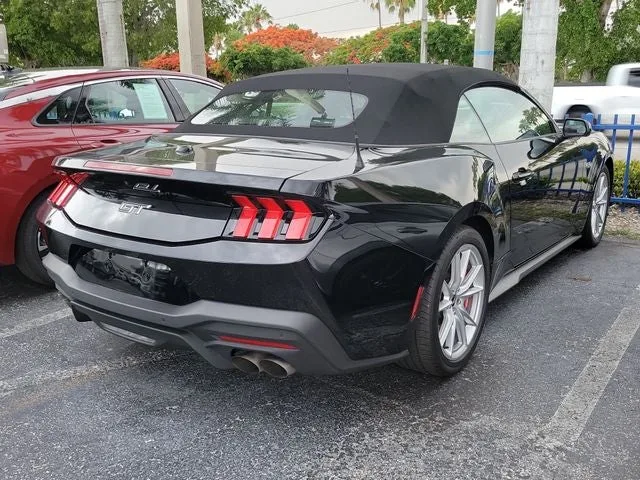 2024 Ford Mustang GT Premium photo 3