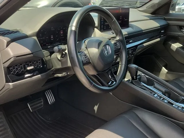 2024 Honda Accord Hybrid Sport-L photo 8