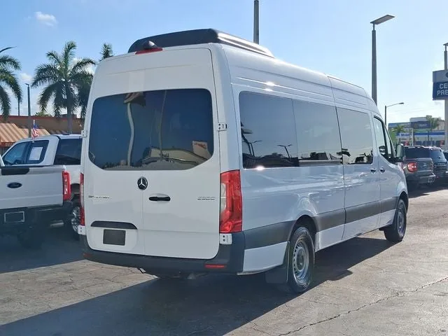 2025 Mercedes-Benz Sprinter 2500 Passenger 170 WB High Roof photo 4