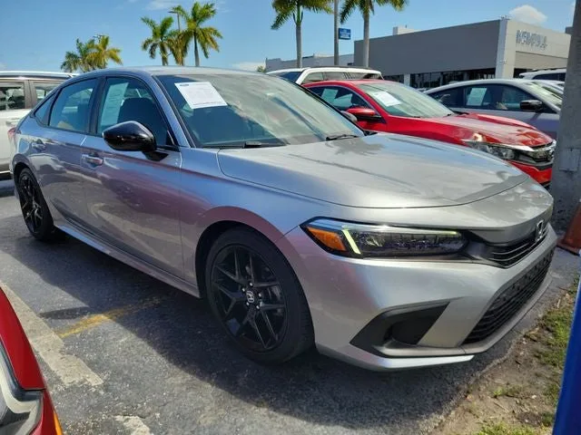 2024 Honda Civic Sport photo 2