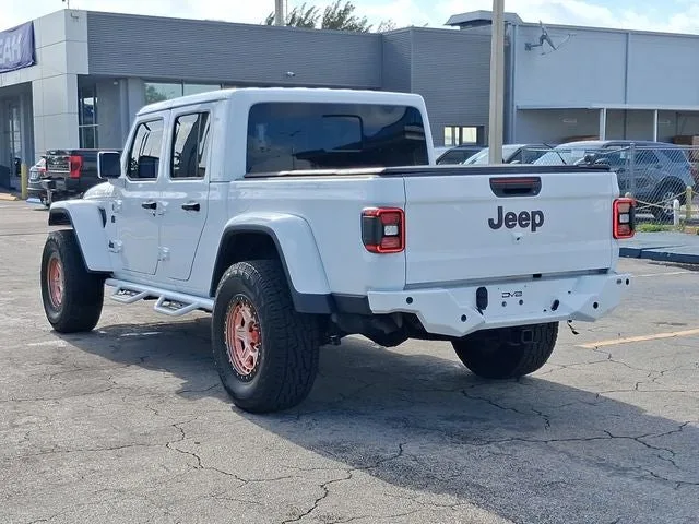 2021 Jeep Gladiator Rubicon photo 3