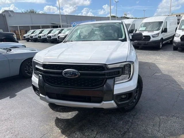 2024 Ford Ranger XLT photo 2