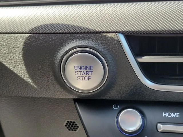2025 Hyundai Sonata SE photo 21