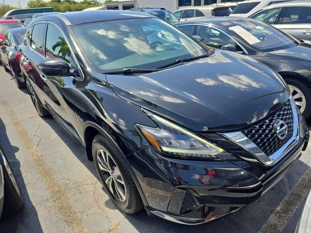 2019 Nissan Murano S photo 2