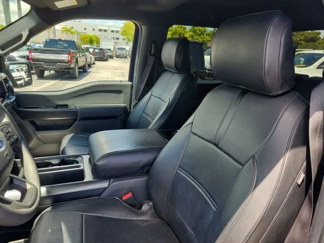 2022 Ford F-150 XL photo 12