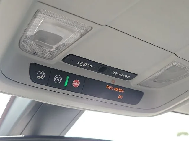 2019 Chevrolet Blazer Base 1LT photo 28