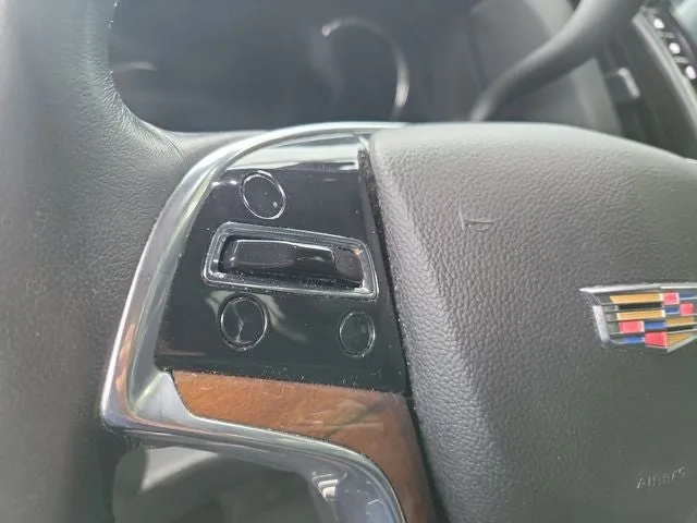 2020 Cadillac Escalade Base photo 17