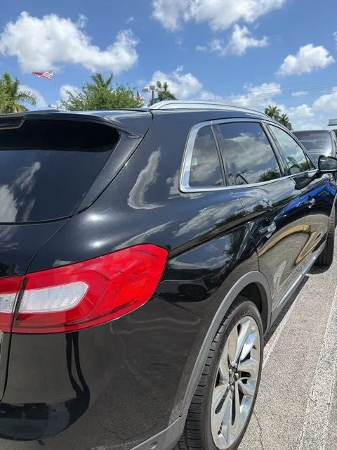 2018 Lincoln MKX Reserve photo 4