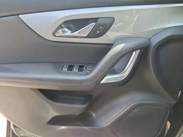 2019 Chevrolet Blazer Base 1LT photo 13