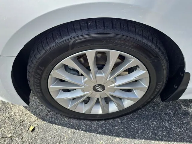 2015 Hyundai Sonata Limited photo 8