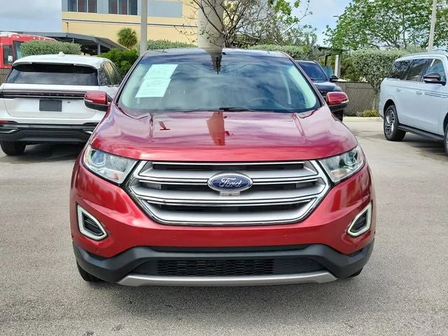 2018 Ford Edge Titanium photo 2