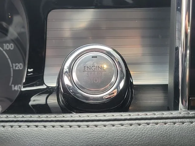 2021 Lincoln Corsair Standard photo 21
