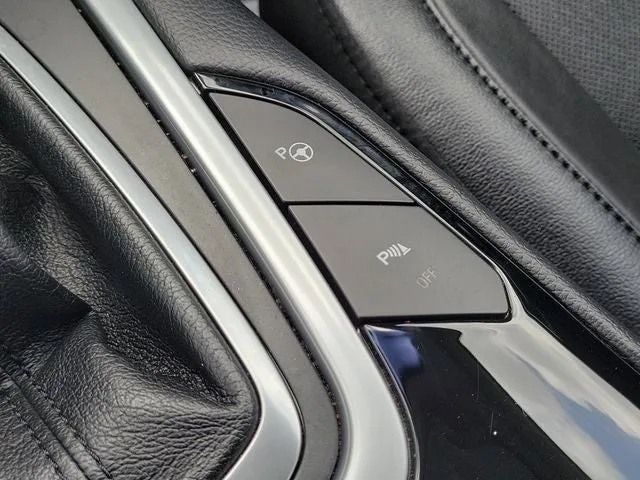 2018 Ford Edge Titanium photo 30