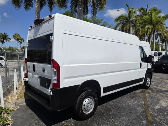 2023 RAM ProMaster 2500 High Roof photo 4
