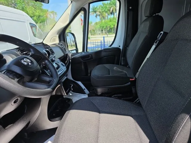 2023 RAM ProMaster 2500 High Roof photo 15