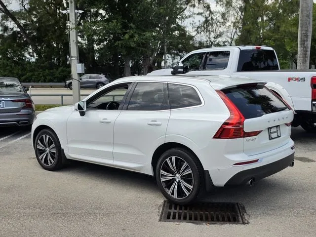 2018 Volvo XC60 T6 Momentum photo 4