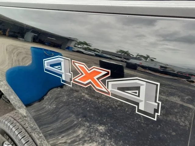 2025 Ford F-250SD XLT photo 4