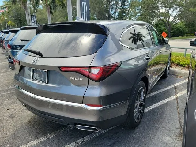 2024 Acura MDX Technology photo 3