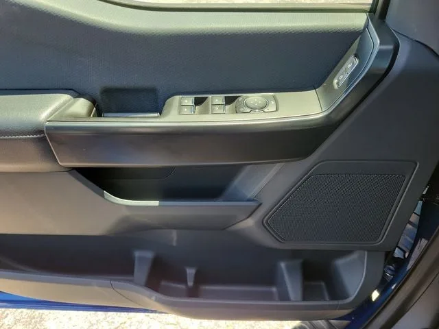 2022 Ford F-150 XL photo 16