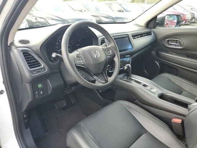 2021 Honda HR-V EX-L photo 12