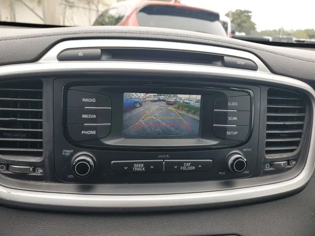 2017 Kia Sorento LX photo 27