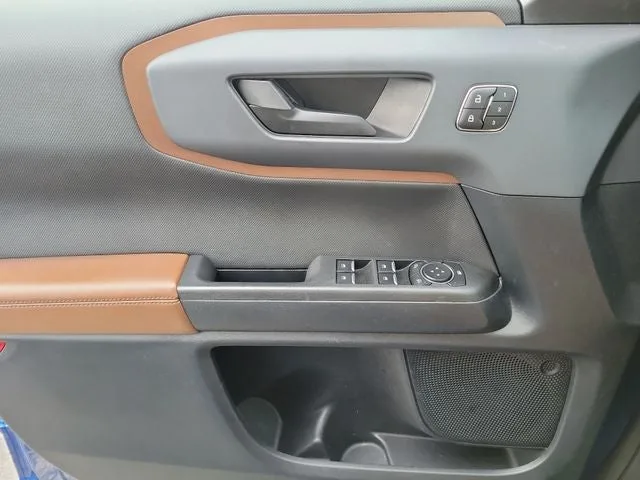 2024 Ford Bronco Sport Outer Banks photo 13