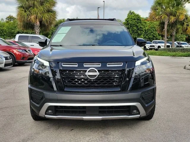 2025 Nissan Pathfinder Rock Creek photo 2