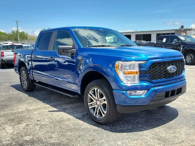 2022 Ford F-150 XL photo 2