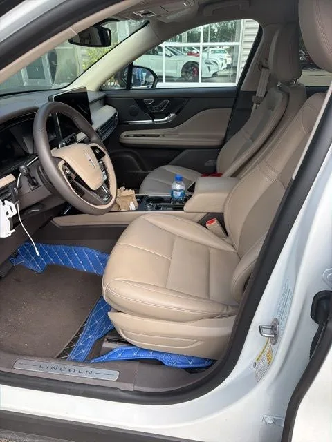 2024 Lincoln Corsair Premiere photo 4