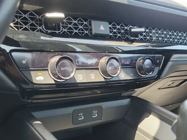 2024 Honda Accord Hybrid Sport-L photo 24