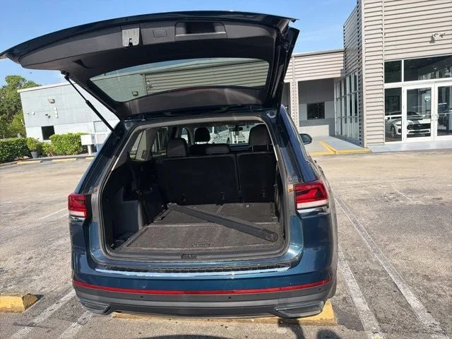 2022 Volkswagen Atlas 2.0T SE w/Technology photo 5