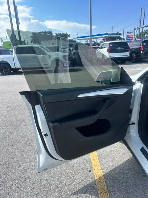 2024 Tesla Model Y Performance photo 18