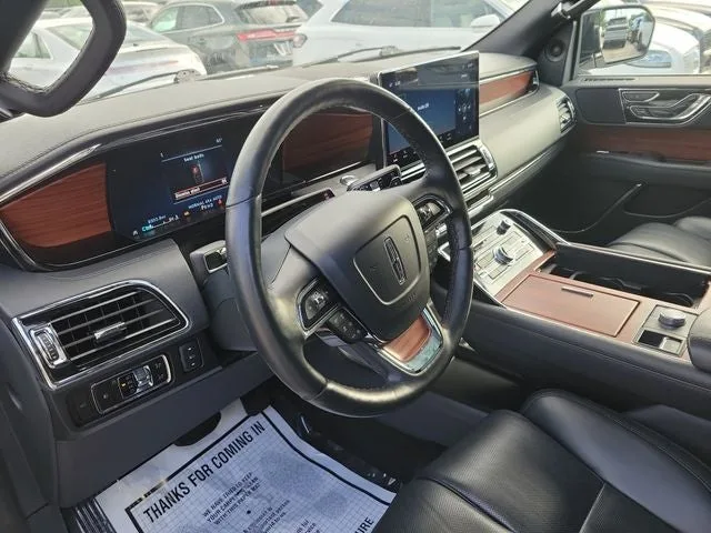 2024 Lincoln Navigator L Reserve photo 20
