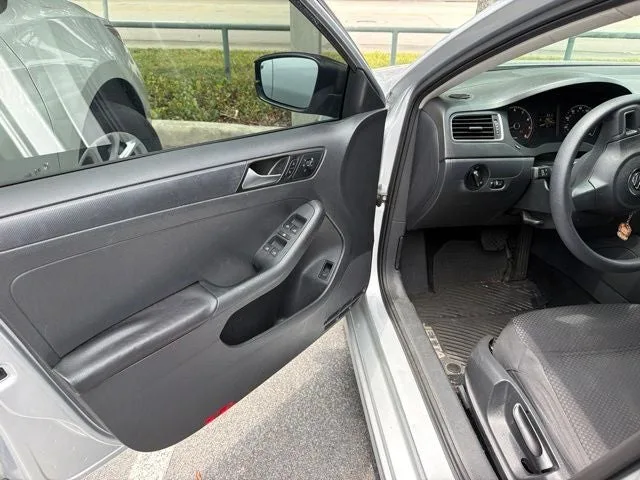 2014 Volkswagen Jetta 2.0L S photo 20