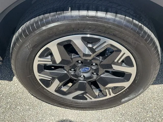 2025 Subaru Forester Premium photo 10