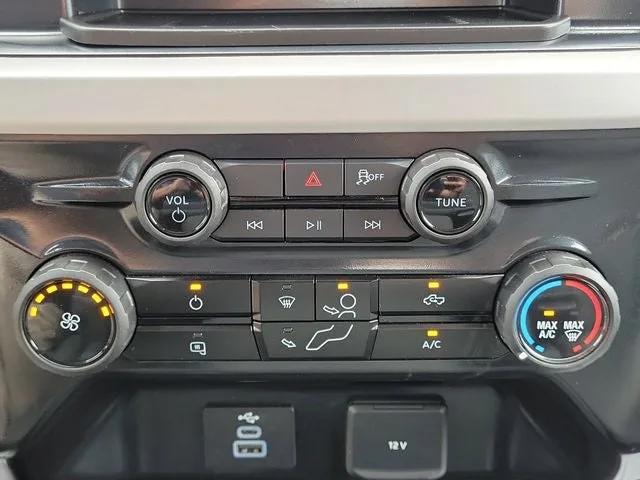 2025 Ford F-250SD XLT photo 27